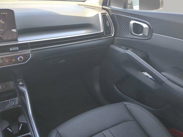 new 2025 Kia Sorento car, priced at $35,673