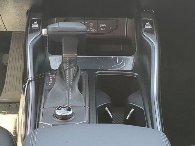 new 2025 Kia Sorento car, priced at $35,673