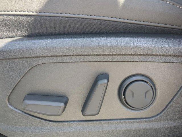 new 2025 Kia Sorento car, priced at $35,673