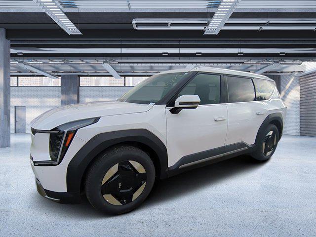 new 2025 Kia EV9 car, priced at $59,270