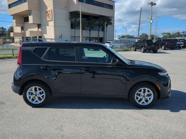used 2022 Kia Soul car, priced at $14,995