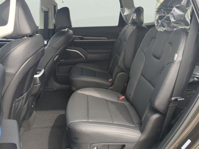 new 2025 Kia Telluride car, priced at $38,158