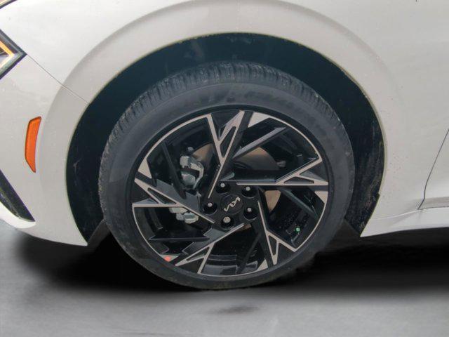 new 2026 Kia K5 car, priced at $27,976