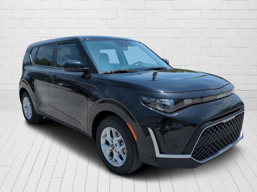 new 2025 Kia Soul car, priced at $20,173