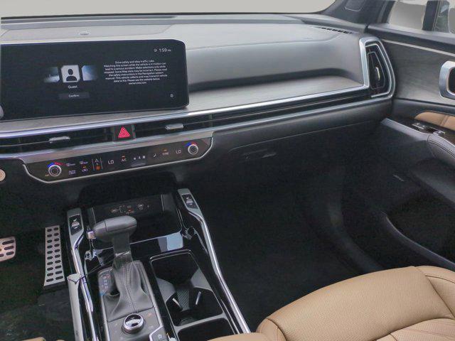 new 2025 Kia Sorento car, priced at $45,977