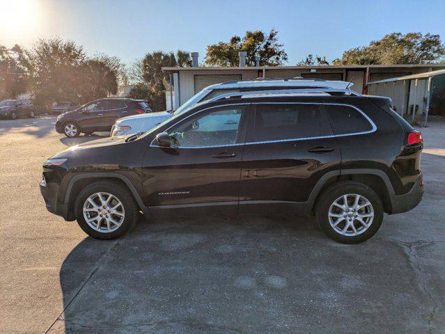 used 2018 Jeep Cherokee car, priced at $8,888