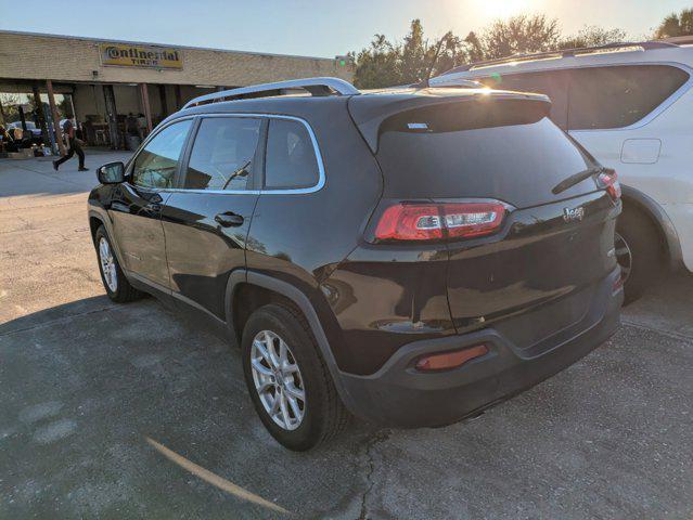 used 2018 Jeep Cherokee car, priced at $8,888