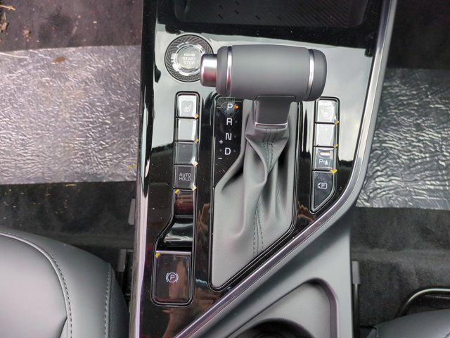 new 2025 Kia Niro car, priced at $31,304