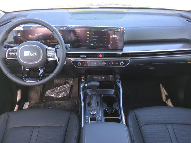 new 2025 Kia Sorento car, priced at $35,957