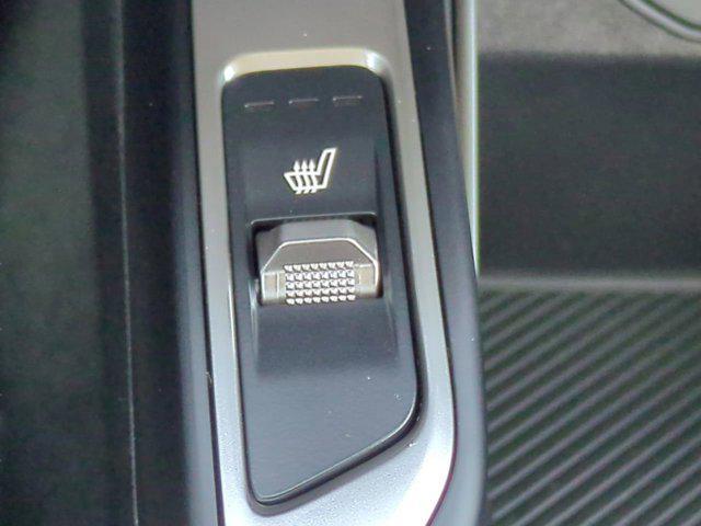 new 2025 Kia Sorento car, priced at $33,747