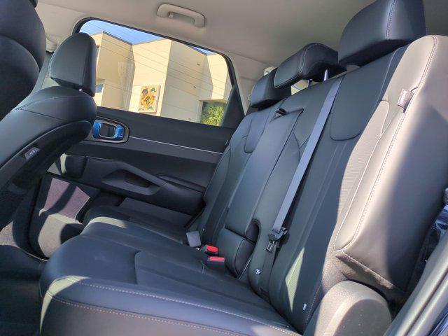 new 2025 Kia Sorento car, priced at $35,957