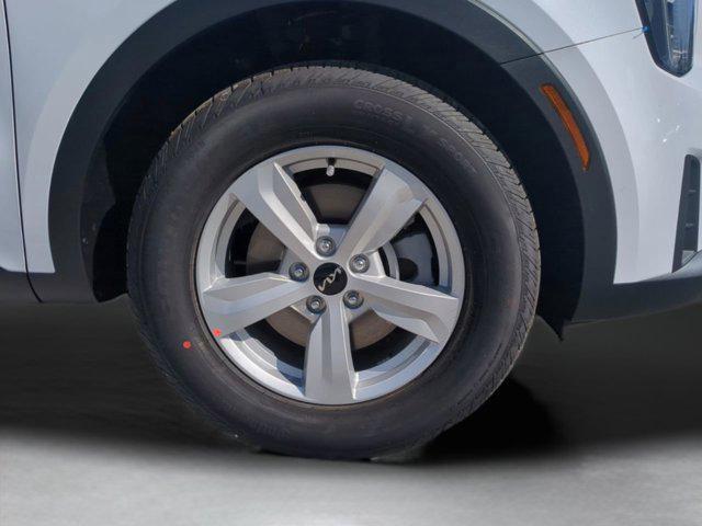 new 2025 Kia Sorento car, priced at $30,955