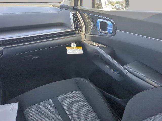 new 2025 Kia Sorento car, priced at $30,955