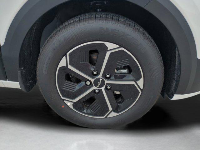 new 2025 Kia Niro car, priced at $26,979