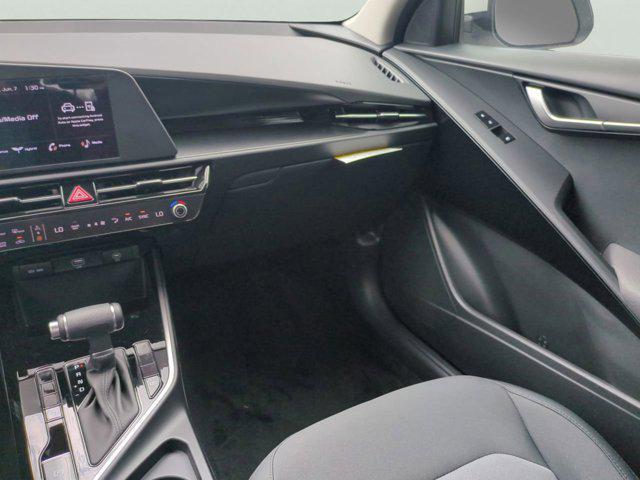 new 2025 Kia Niro car, priced at $26,979