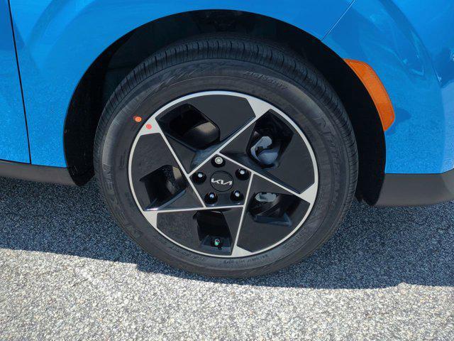 new 2025 Kia Soul car, priced at $24,136