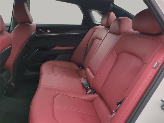 new 2025 Kia K5 car, priced at $29,220