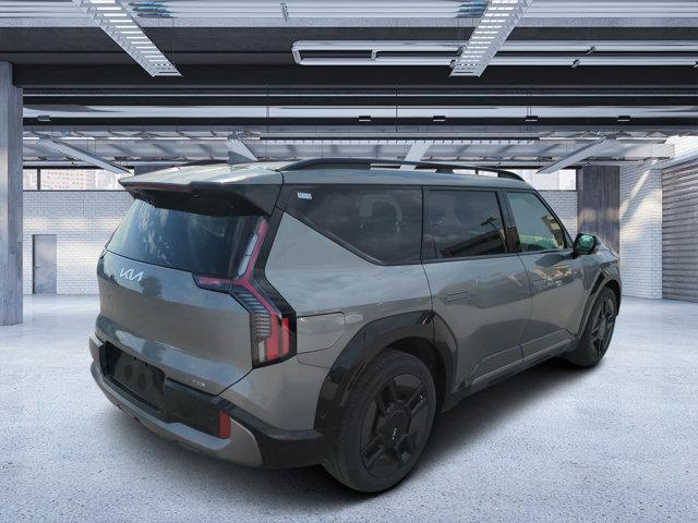 new 2025 Kia EV9 car, priced at $67,728