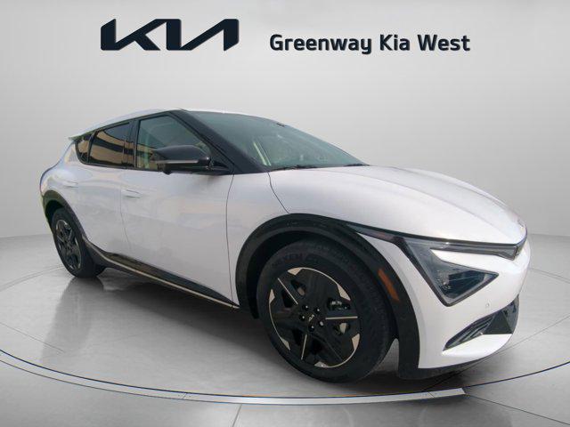 new 2025 Kia EV6 car, priced at $42,003