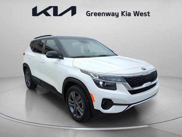 used 2021 Kia Seltos car, priced at $14,784