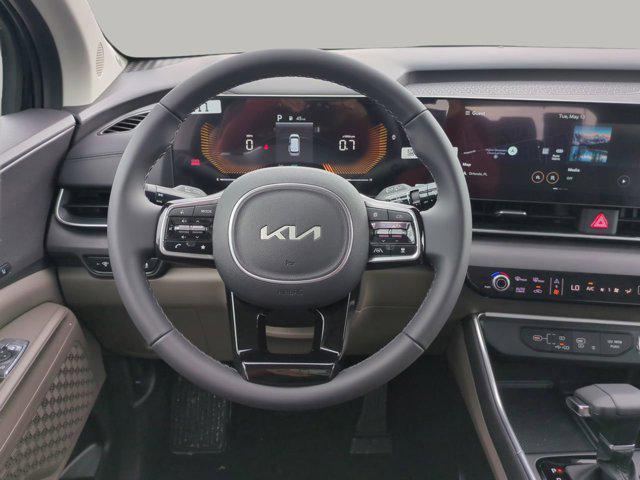 new 2025 Kia Carnival car, priced at $39,991
