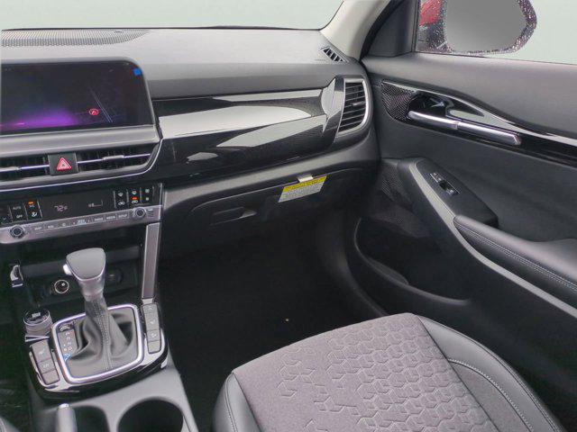 new 2025 Kia Seltos car, priced at $27,568