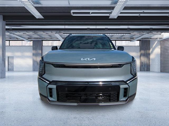 new 2025 Kia EV9 car, priced at $67,728