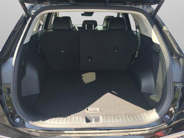 new 2025 Kia Sportage car, priced at $33,122