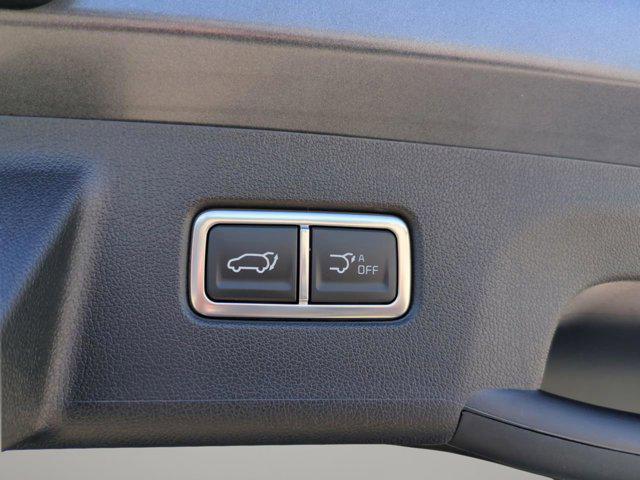 new 2025 Kia Sorento car, priced at $37,966