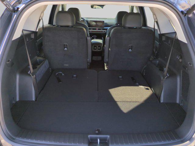 new 2025 Kia Sorento car, priced at $37,966