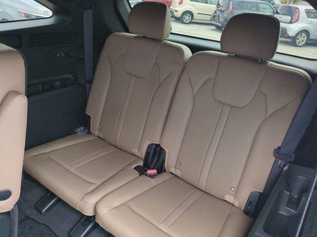 used 2024 Kia Sorento car, priced at $38,358
