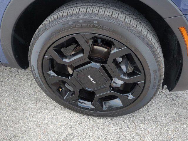 used 2024 Kia Sorento car, priced at $38,358
