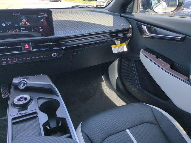 new 2025 Kia EV6 car, priced at $50,270