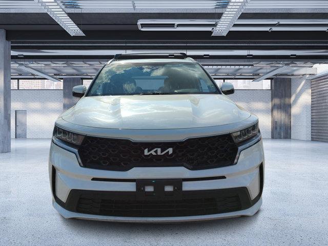 used 2022 Kia Sorento Hybrid car, priced at $21,884