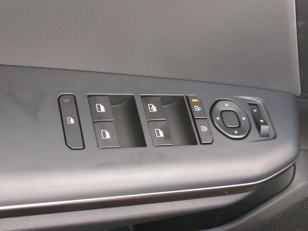 new 2025 Kia K4 car, priced at $22,106