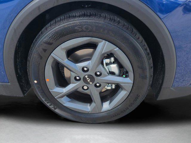 new 2025 Kia K4 car, priced at $21,176