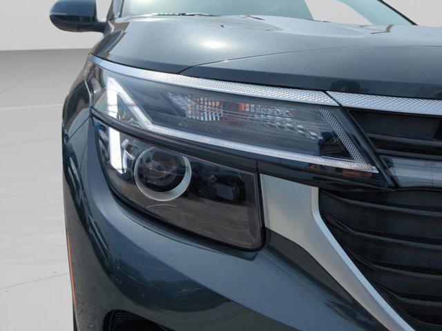 new 2025 Kia Seltos car, priced at $26,050