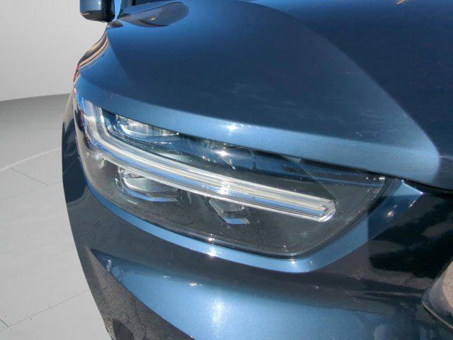 used 2021 Volvo XC40 car, priced at $19,385