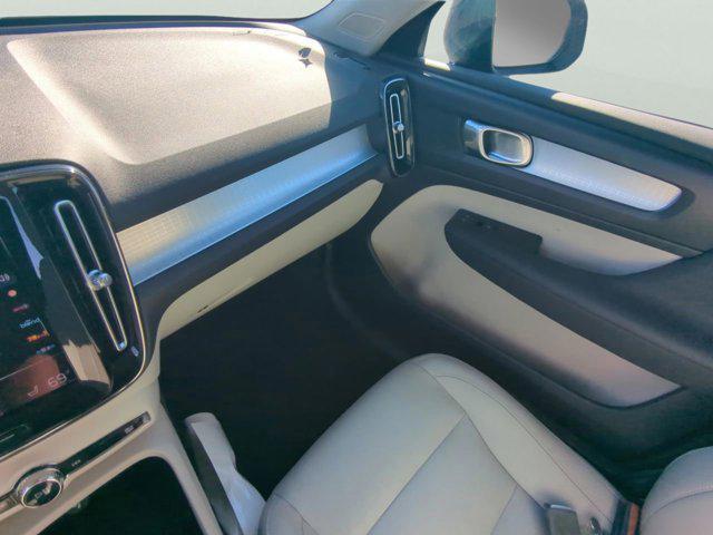 used 2021 Volvo XC40 car, priced at $19,385