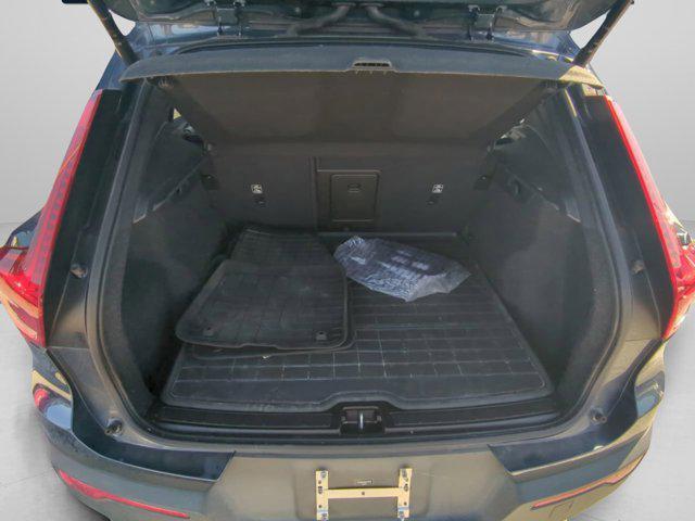 used 2021 Volvo XC40 car, priced at $19,385