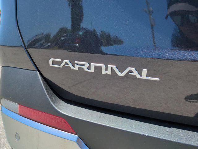 new 2025 Kia Carnival car, priced at $45,220