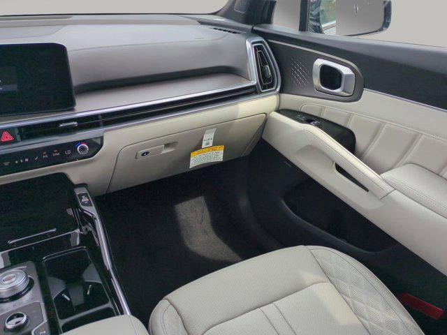 new 2025 Kia Sorento Hybrid car, priced at $46,259