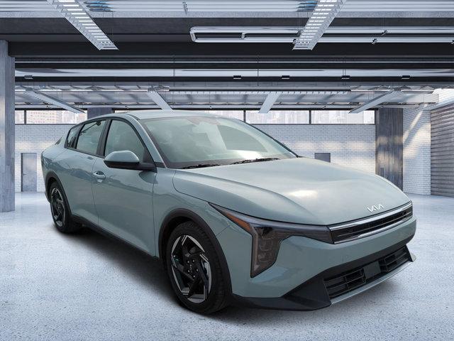 new 2025 Kia K4 car, priced at $22,456