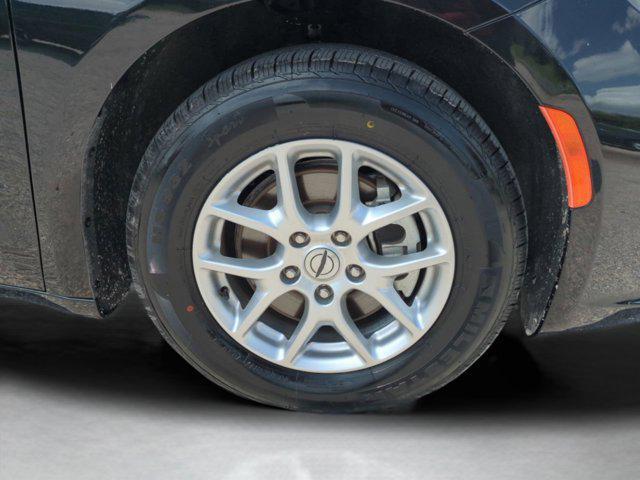 used 2023 Chrysler Pacifica car, priced at $22,880