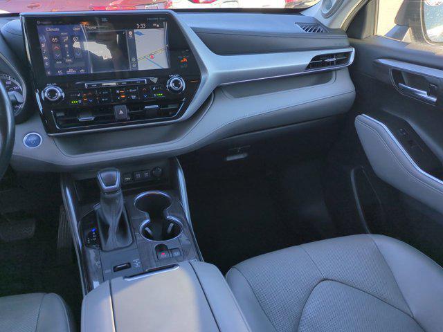 used 2021 Toyota Highlander Hybrid car, priced at $35,695