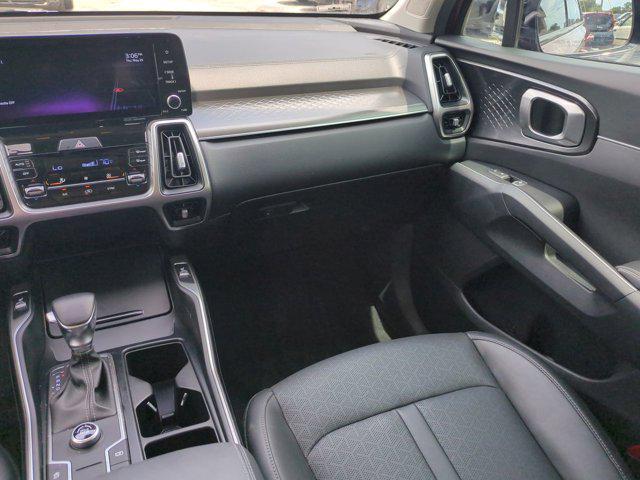 used 2022 Kia Sorento car, priced at $27,211