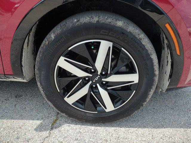 used 2022 Kia Sorento car, priced at $27,211