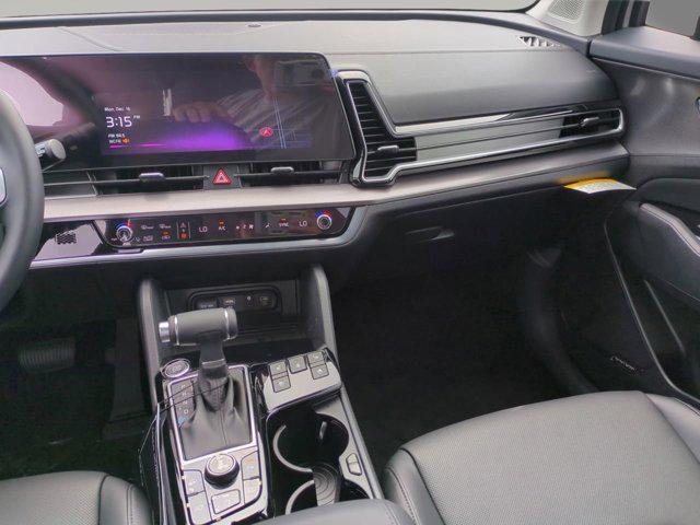 new 2025 Kia Sportage car, priced at $35,338