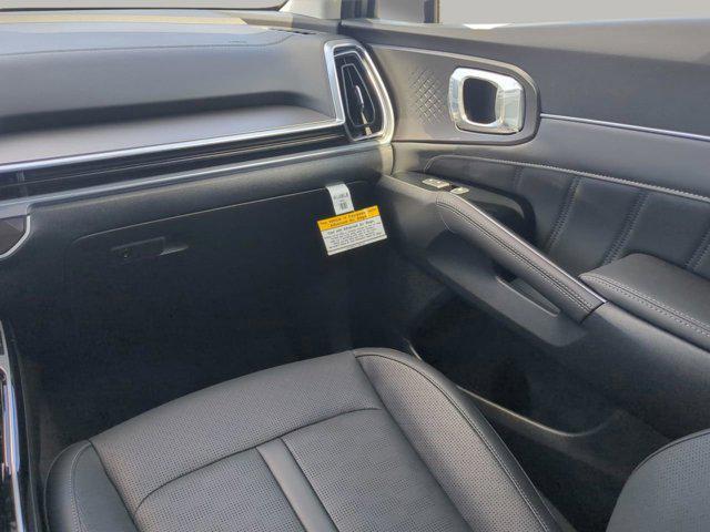 new 2025 Kia Sorento car, priced at $39,913