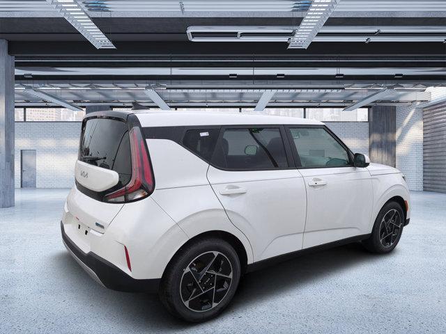 new 2025 Kia Soul car, priced at $25,062